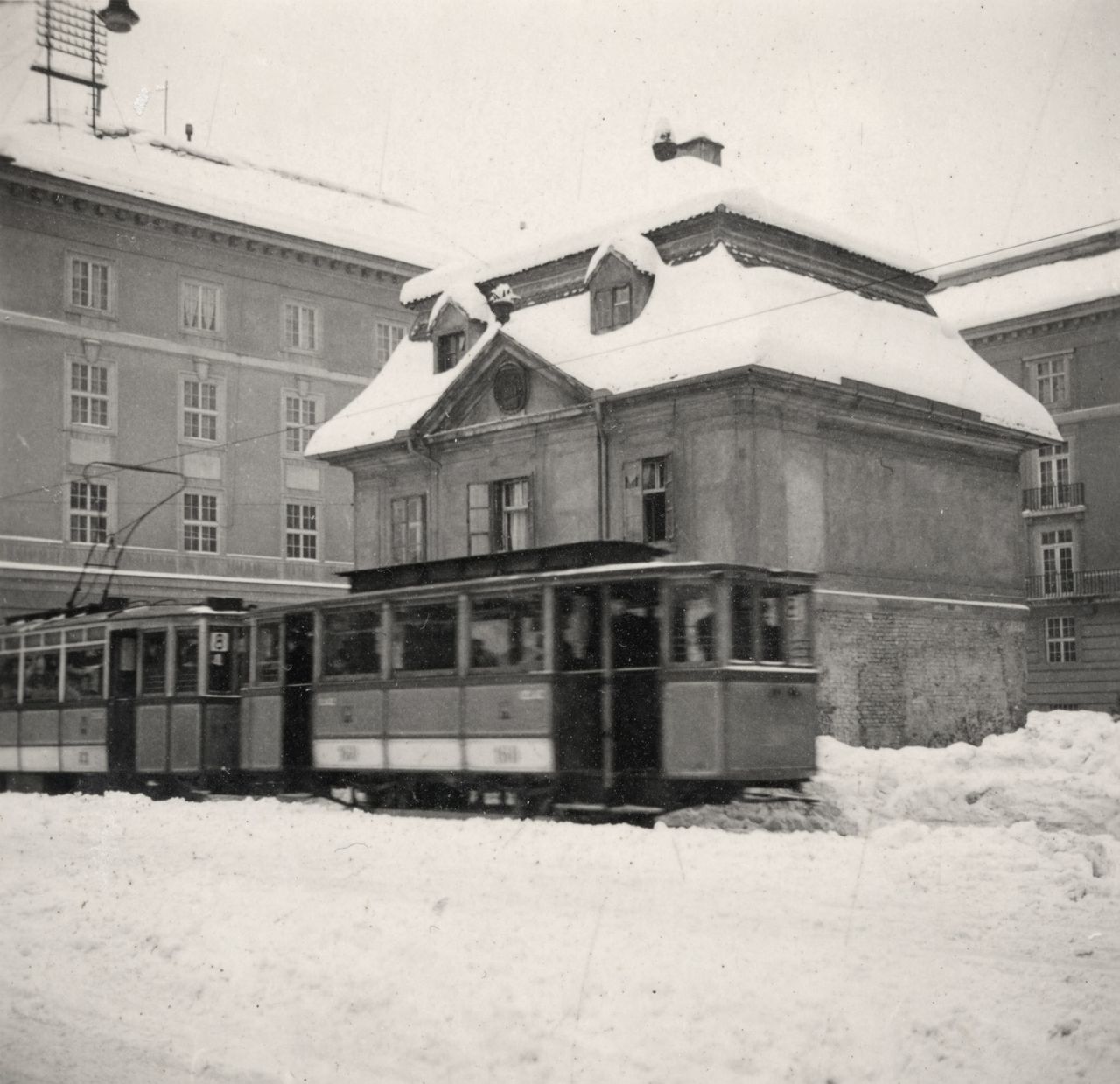 Vlaška ulica. Biskupska vrtna kućica oko 1930. godine